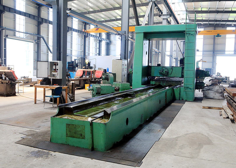 2500*12000龙门饱铣床